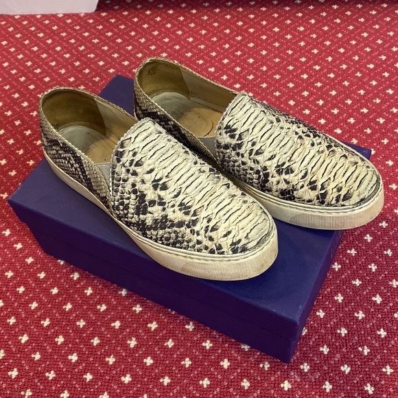 Stuart Weitzman Natural Nuggets Snake-print Slip-on Sneakers - Picture 3 of 12